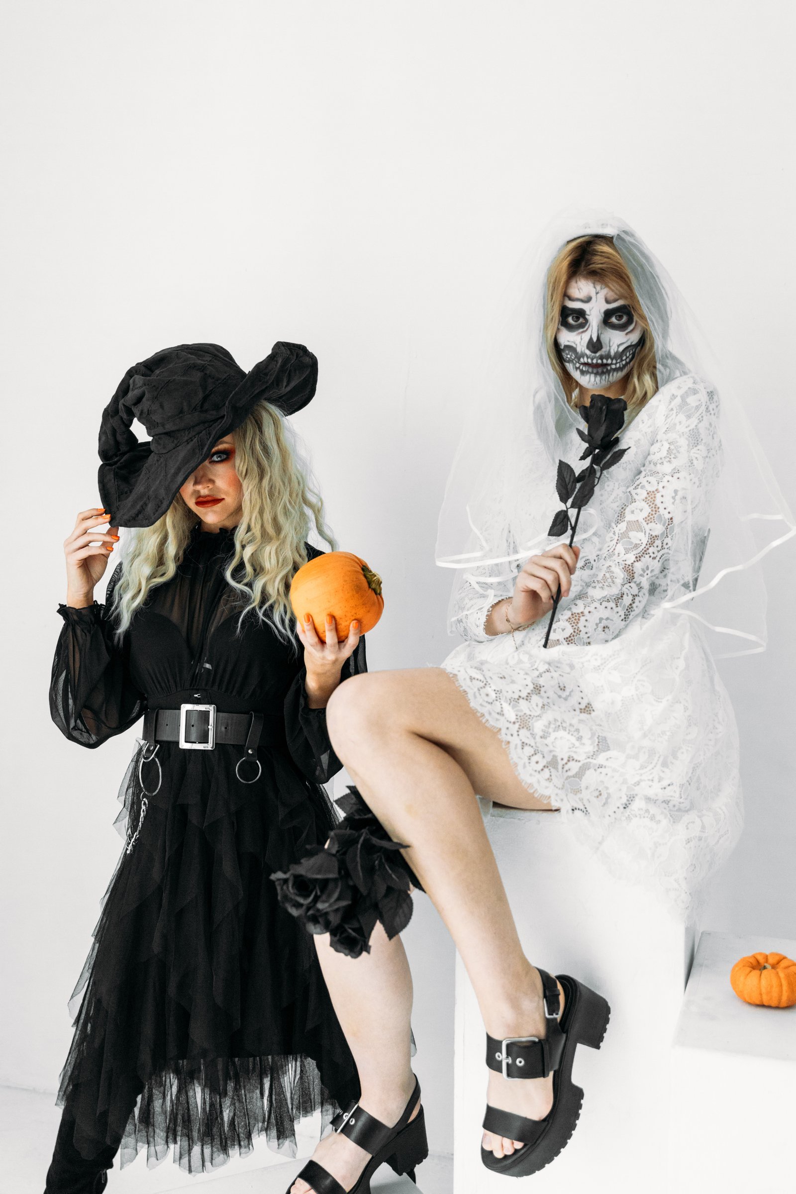 Witches & Zombies Party Cruise