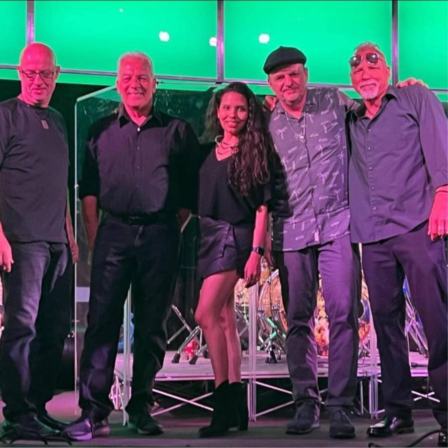Gainsville Road Band at Nash Bar